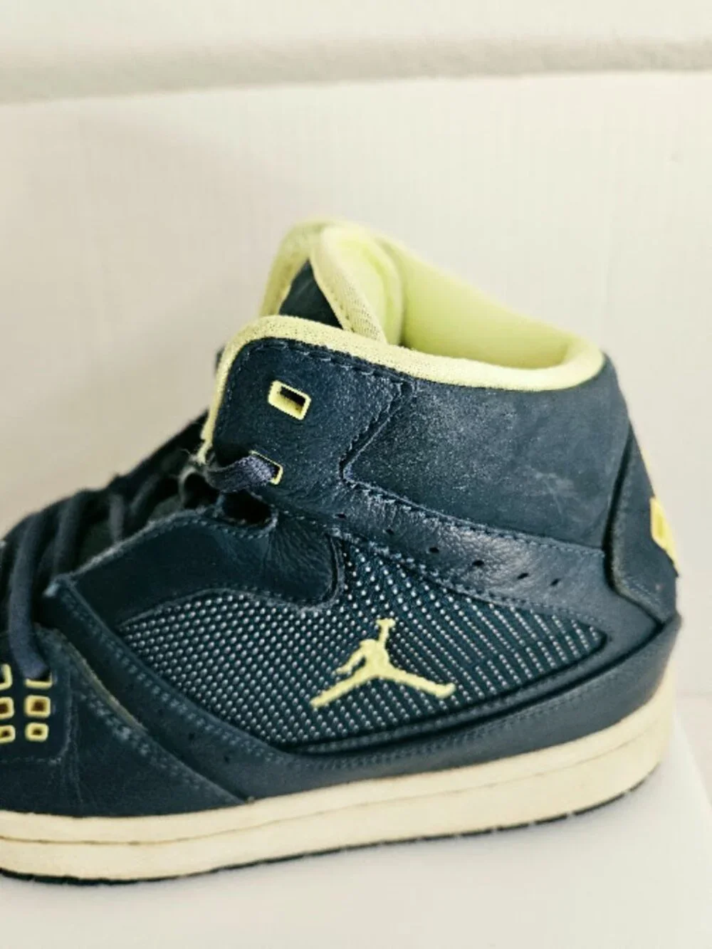Nike Jordan 1 Flight Squadron Blue Yellow Men’s Sneakers 372704-415 Size 8